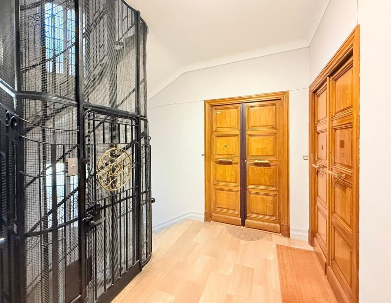 Property photo in Carre d'Or