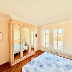 Property in Carre d'Or