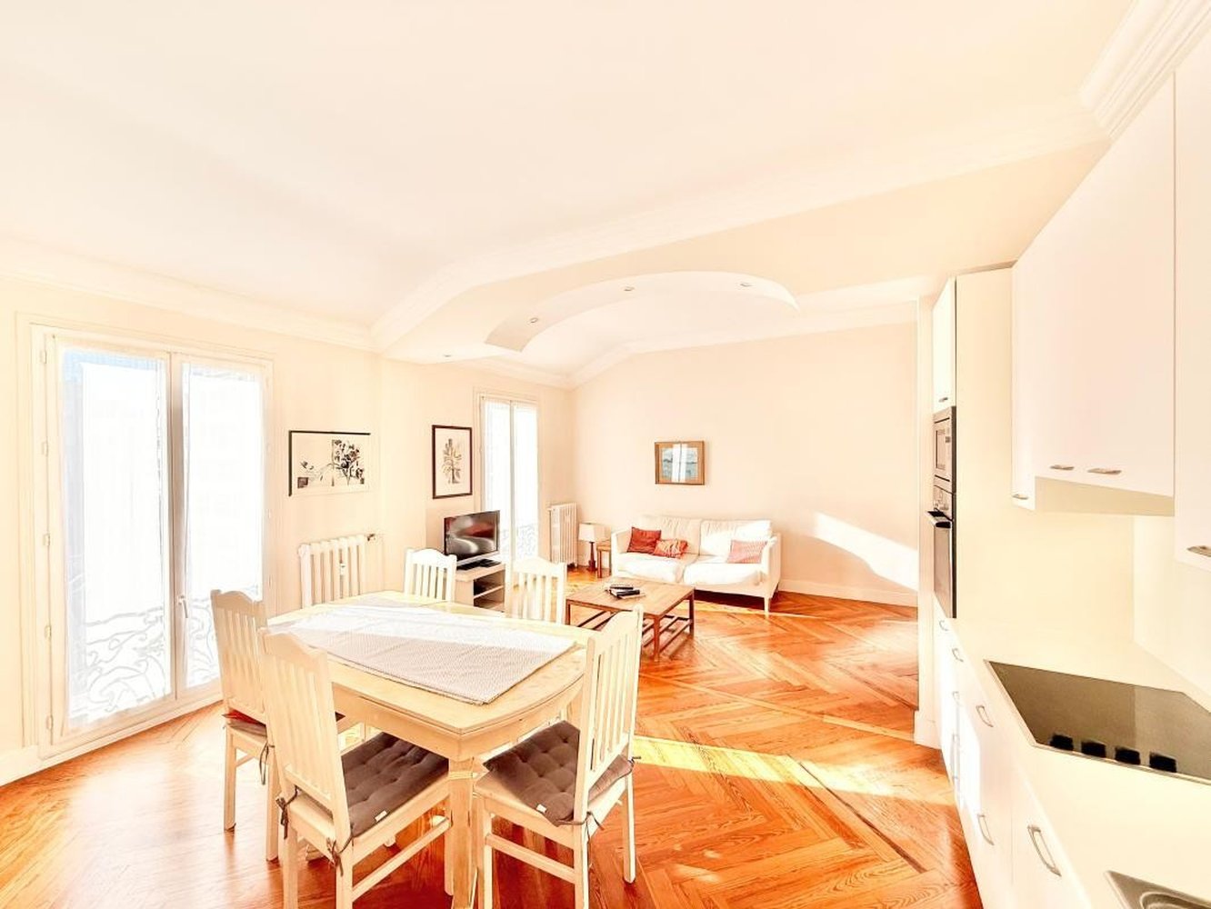 Property photo in Carre d'Or