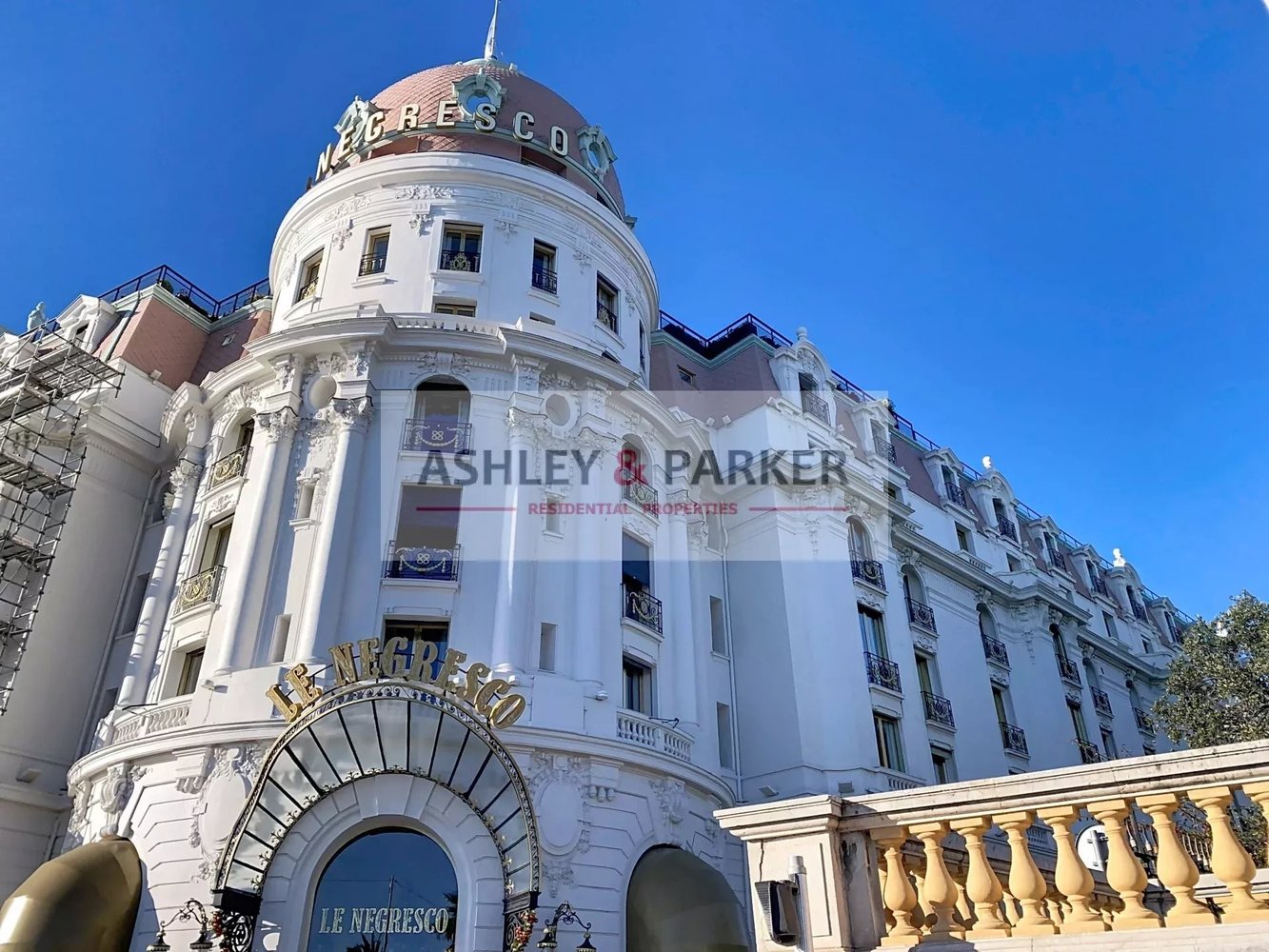 Property photo in Carre d'Or