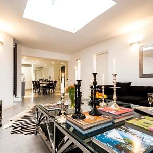 Property in Carre d'Or