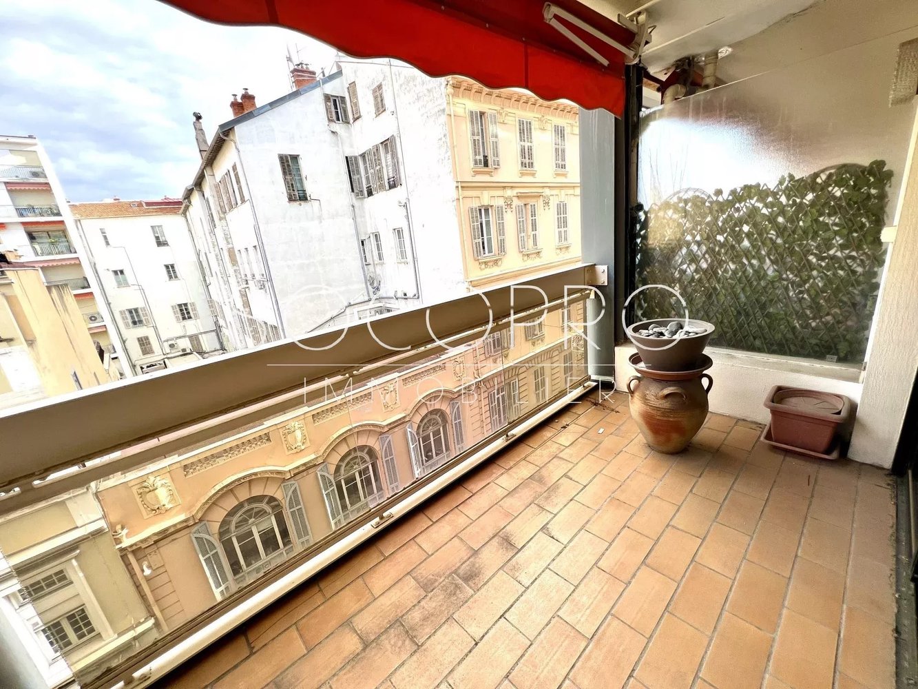 Property photo in Carre d'Or