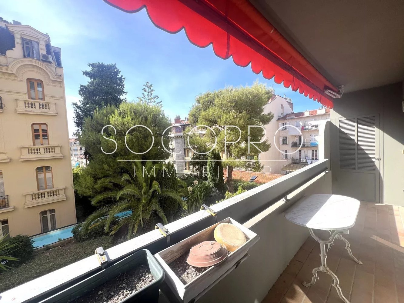 Property photo in Carre d'Or