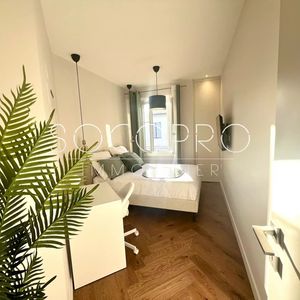 Property in Carre d'Or