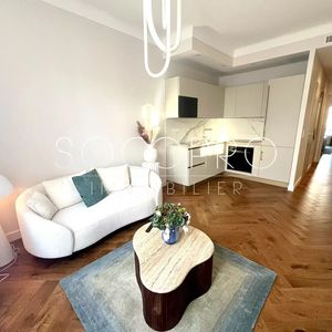 Property in Carre d'Or