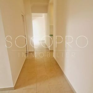 Property in Carre d'Or