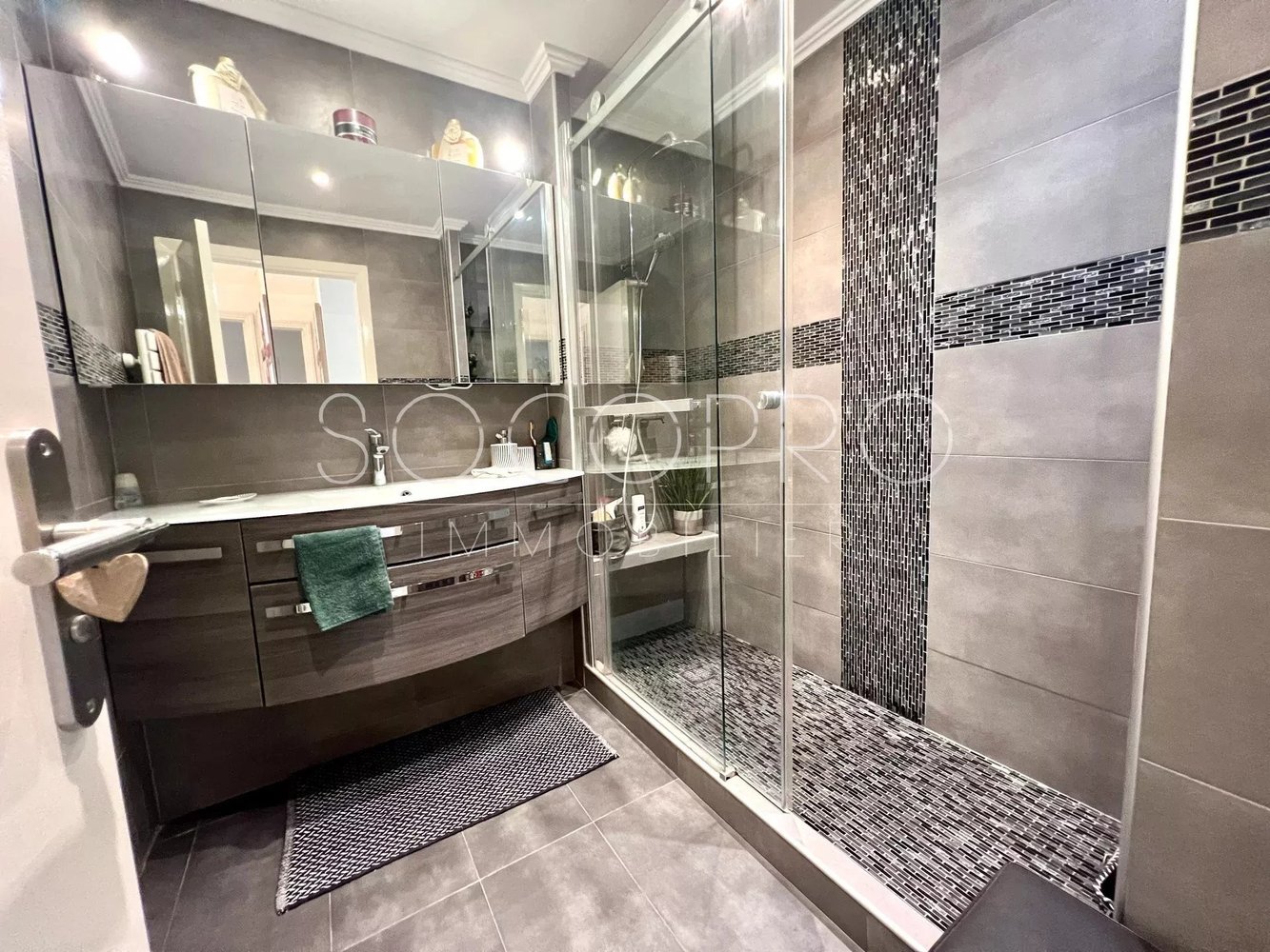 Property photo in Carre d'Or