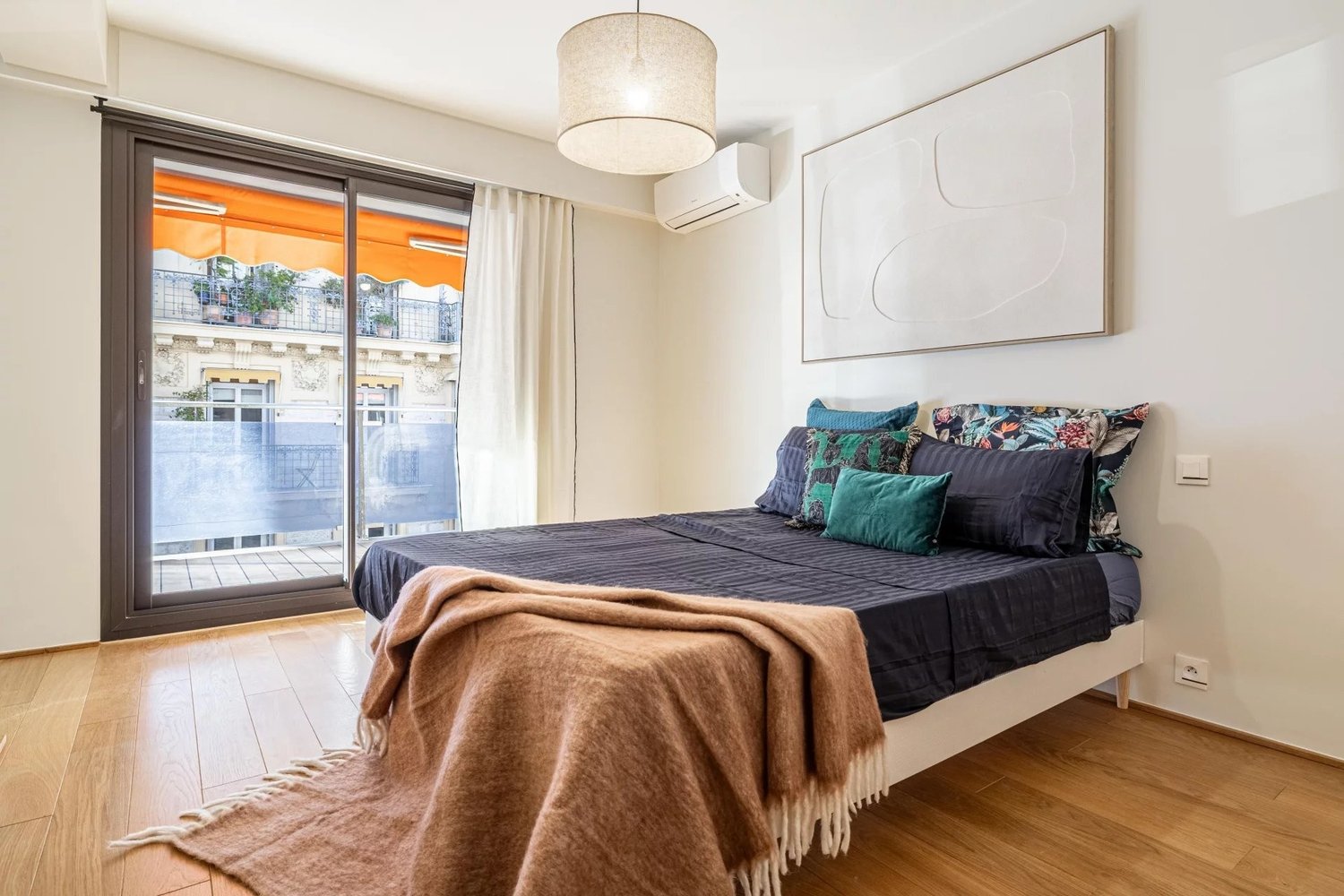 Property photo in Carre d'Or