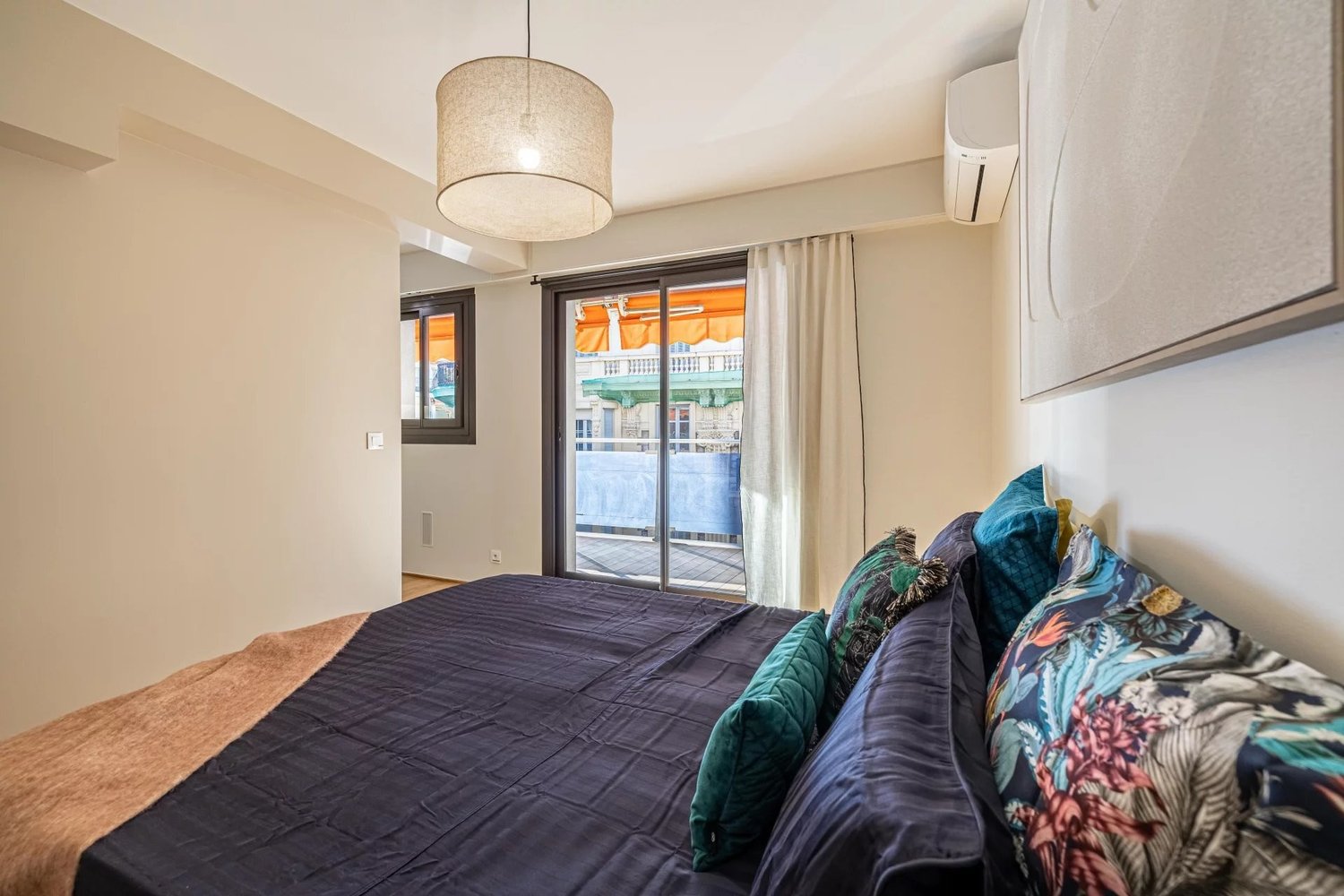 Property photo in Carre d'Or