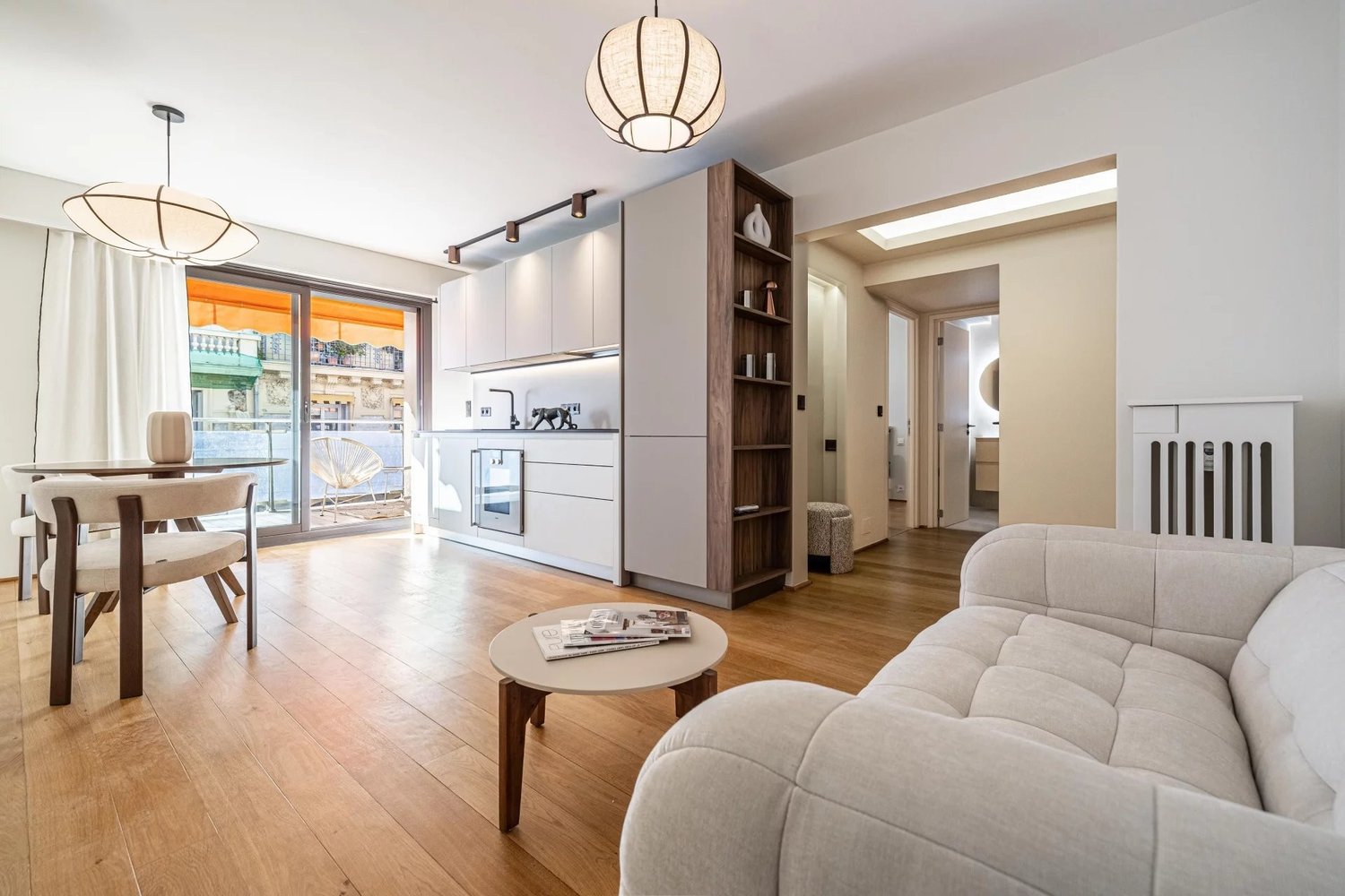 Property photo in Carre d'Or