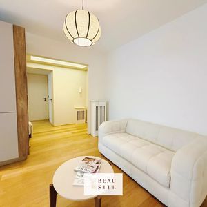 Property in Carre d'Or