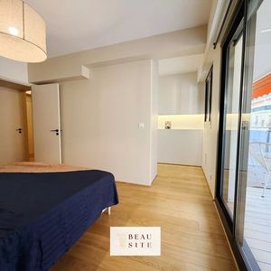 Property in Carre d'Or