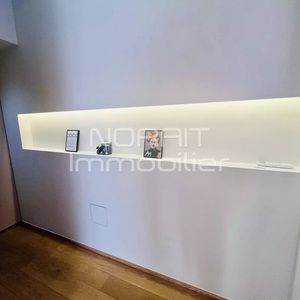 Property in Carre d'Or