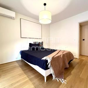 Property in Carre d'Or