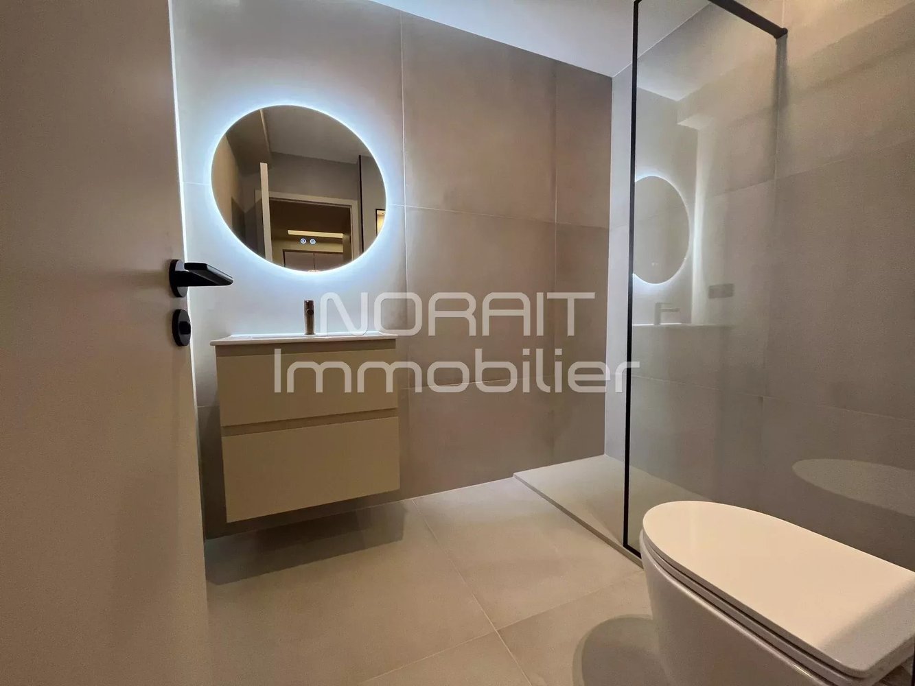 Property photo in Carre d'Or