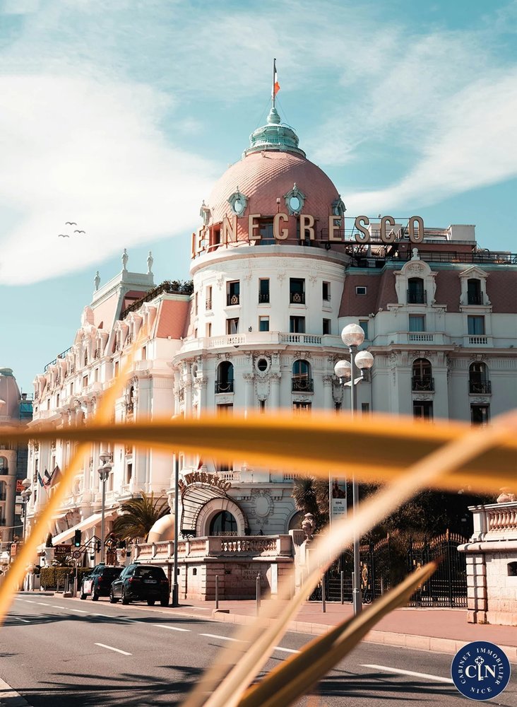 Property photo in Carre d'Or