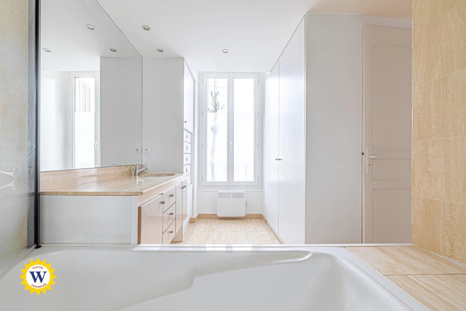 Property photo in Carre d'Or