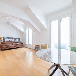 Property in Carre d'Or