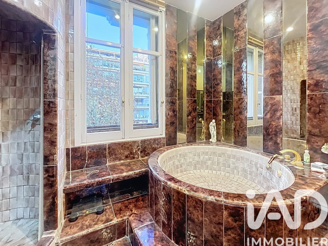 Property photo in Carre d'Or