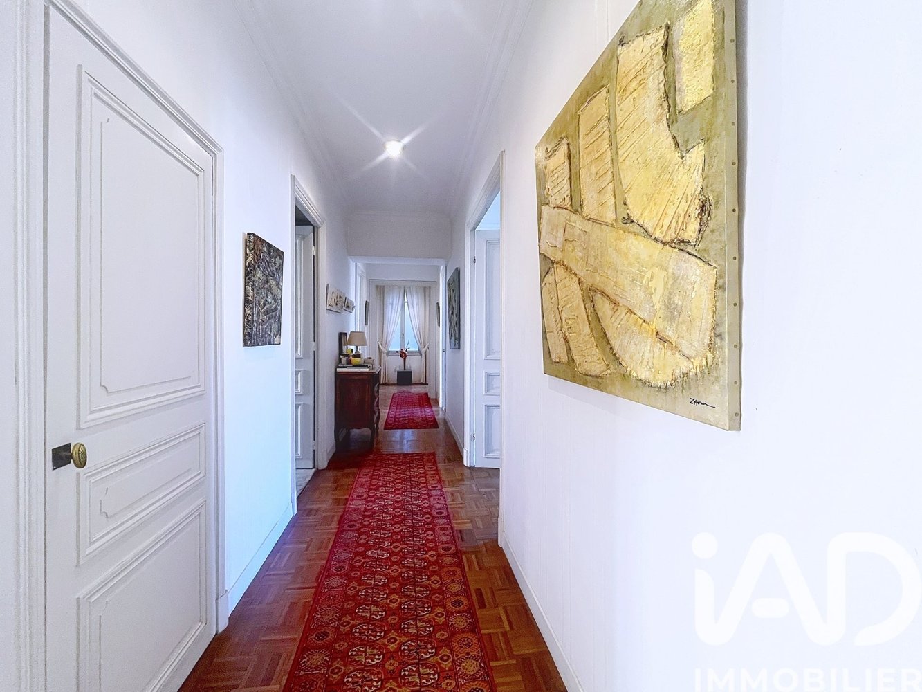 Property photo in Carre d'Or