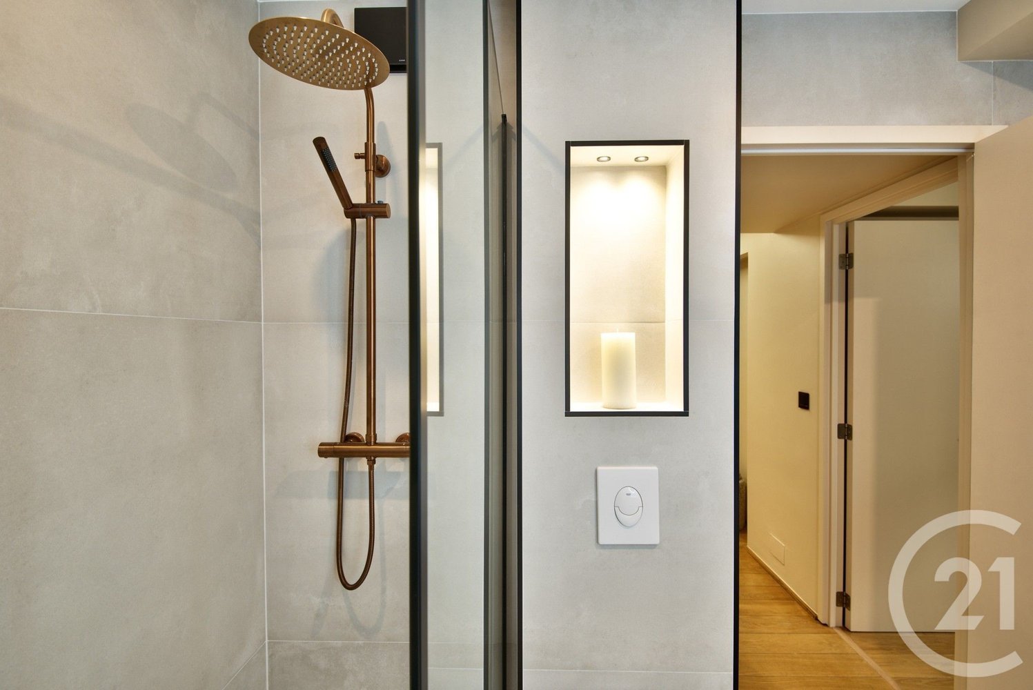 Property photo in Carre d'Or