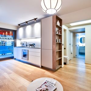 Property in Carre d'Or