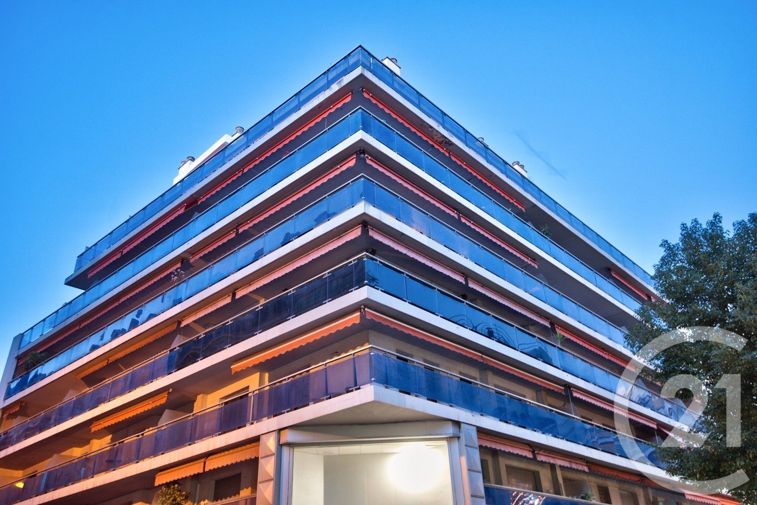 Property photo in Carre d'Or