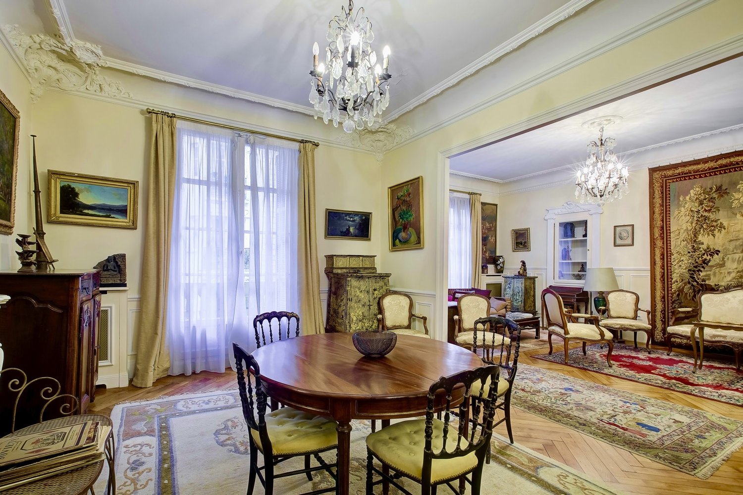 Property photo in Carre d'Or