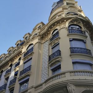 Property in Carre d'Or