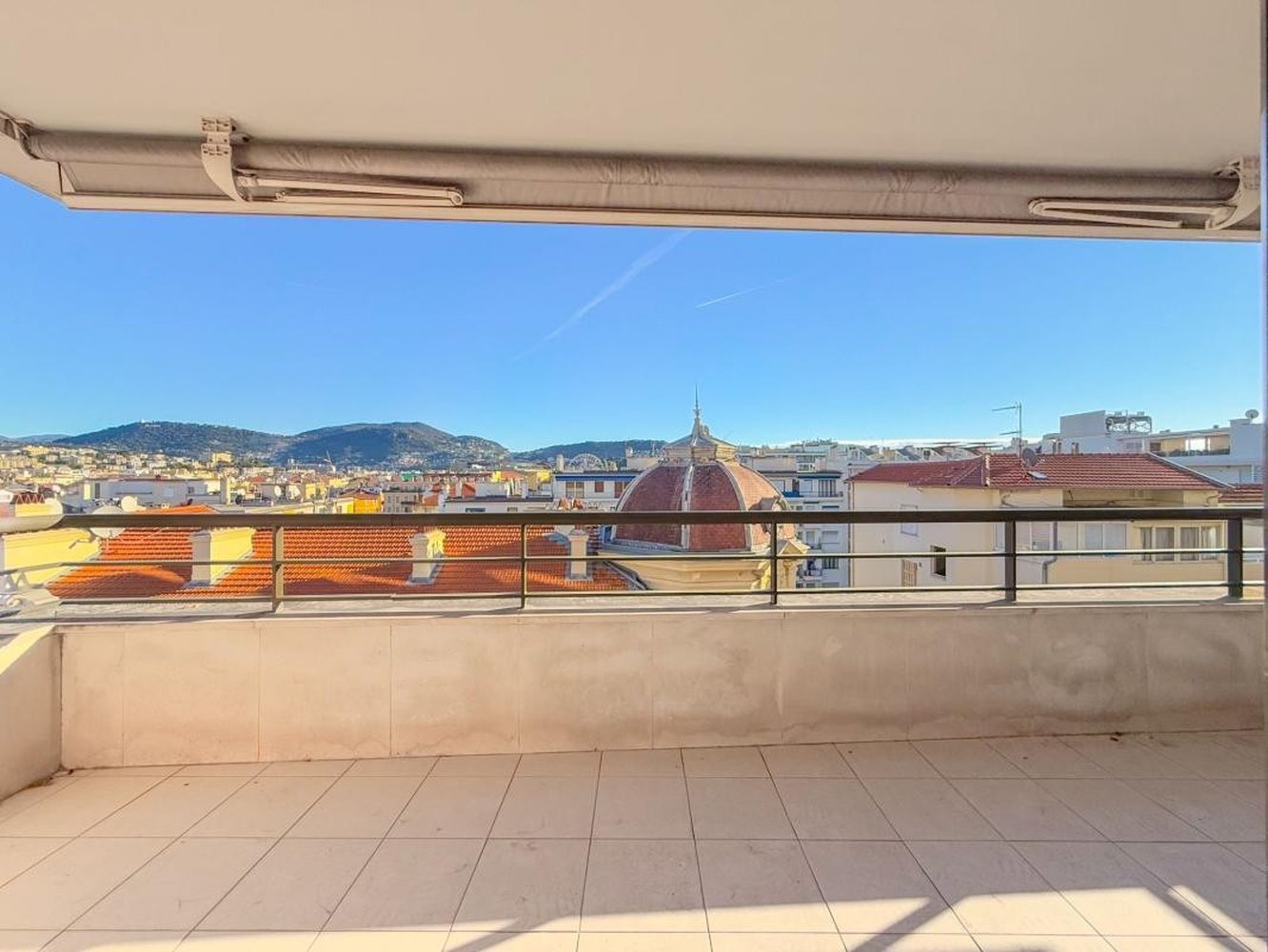 Property photo in Carre d'Or