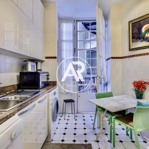 Property in Carre d'Or