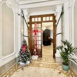 Property in Carre d'Or