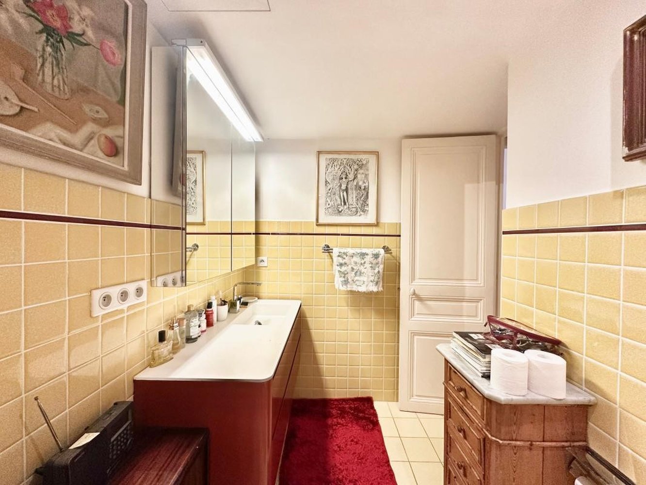 Property photo in Carre d'Or