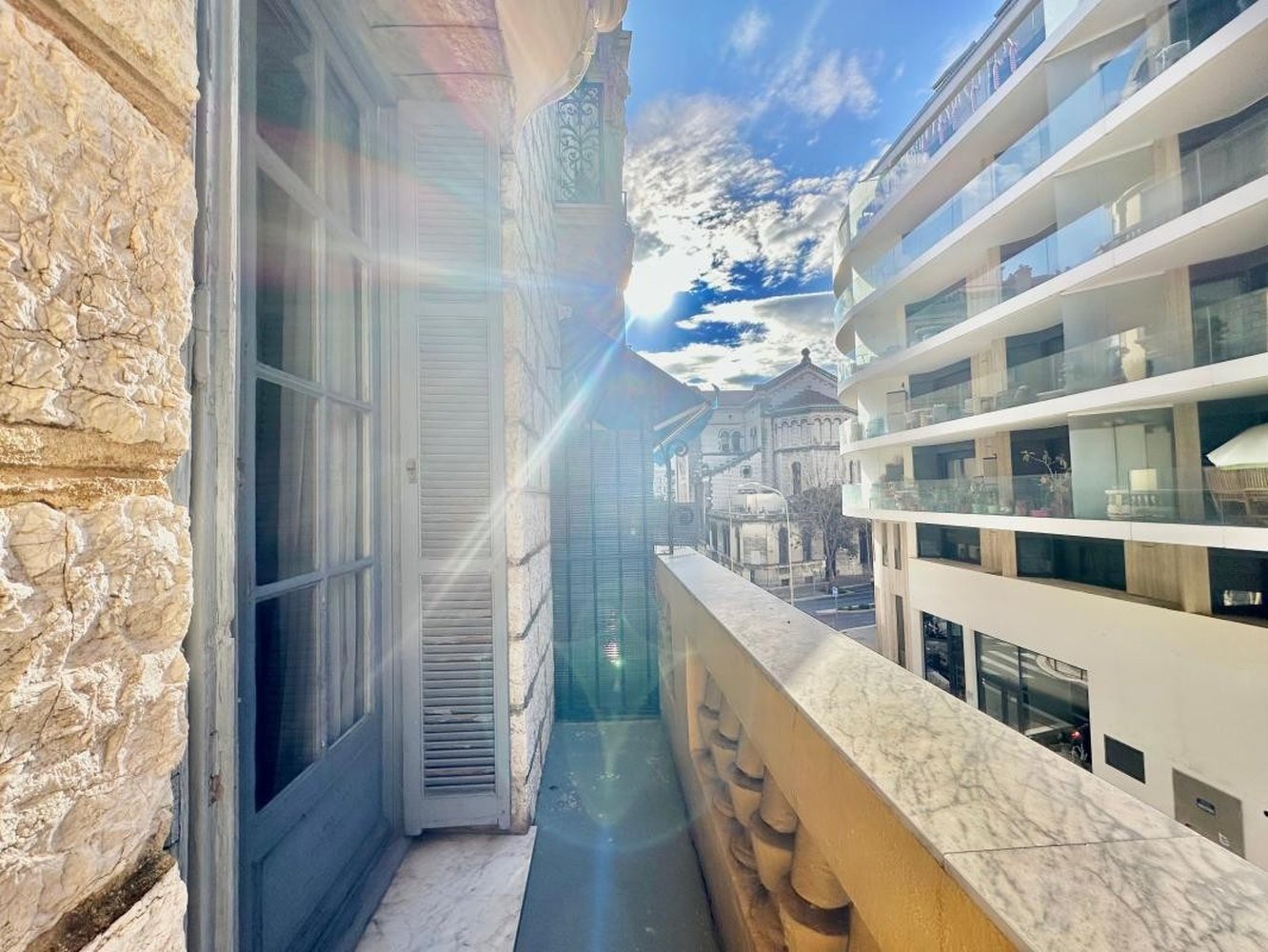 Property photo in Carre d'Or