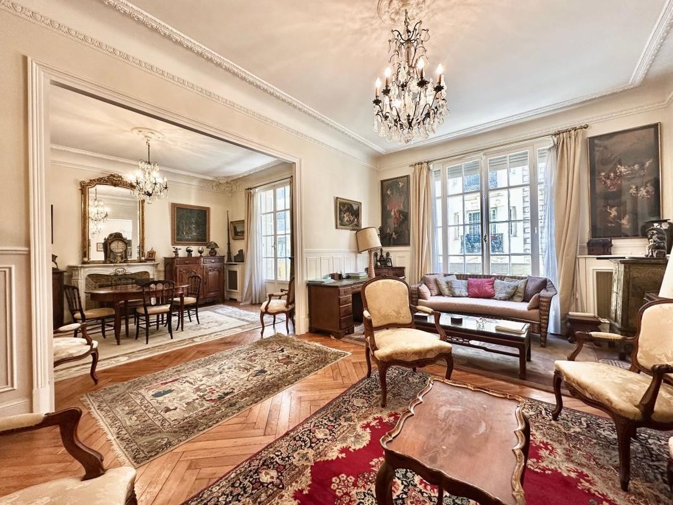 Property photo in Carre d'Or