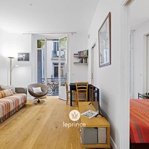 Property in Carre d'Or