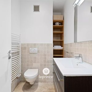 Property in Carre d'Or