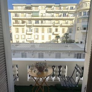 Property in Carre d'Or