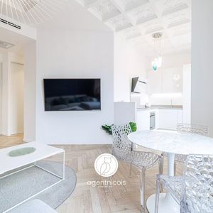 Property in Carre d'Or