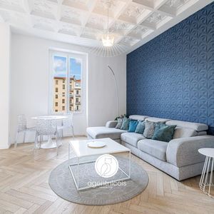 Property in Carre d'Or