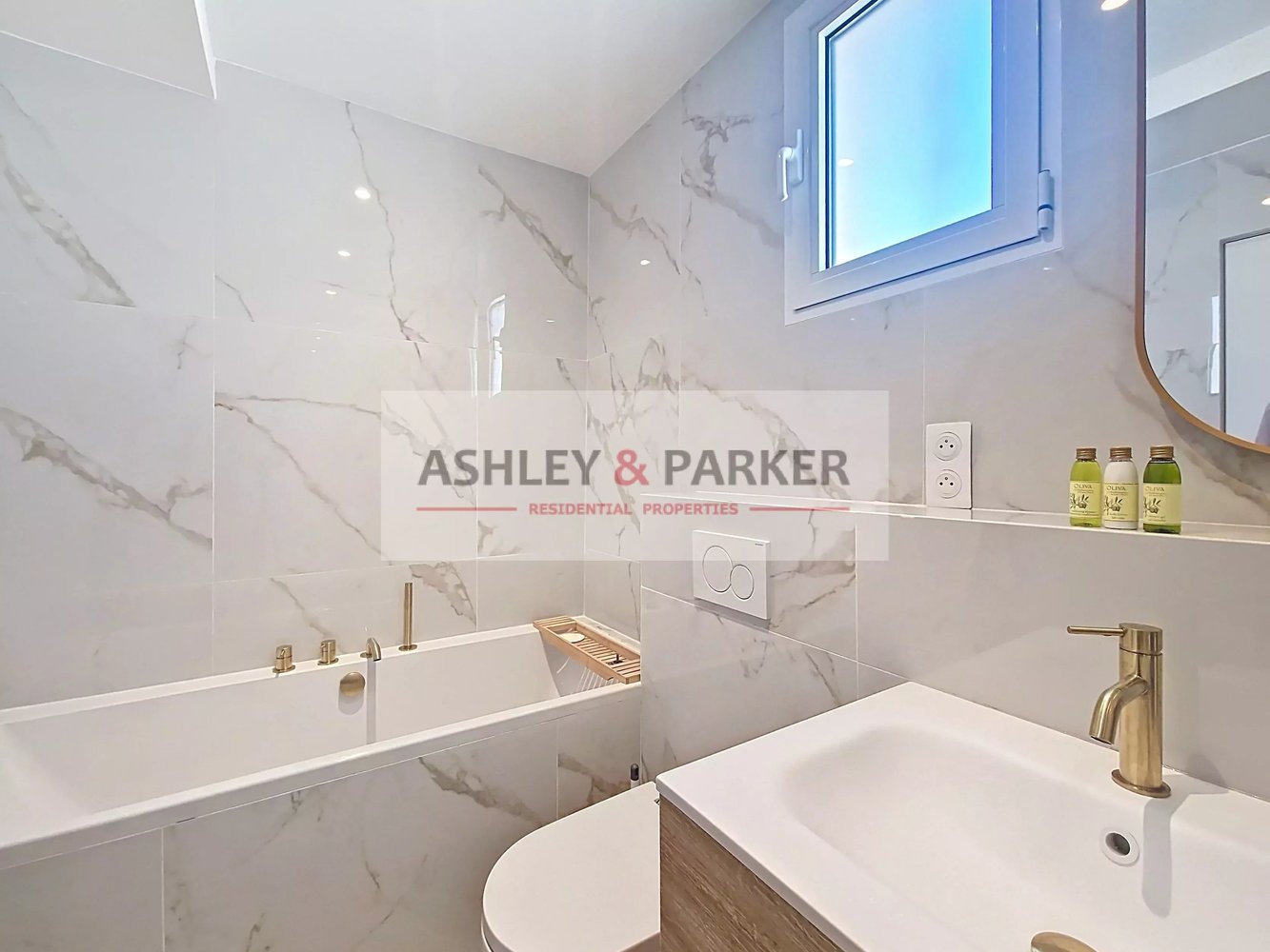 Property photo in Carre d'Or