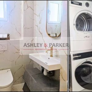 Property in Carre d'Or