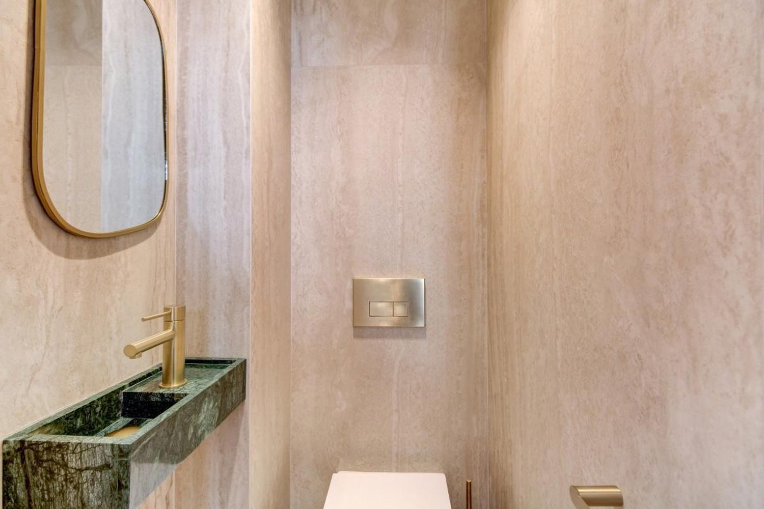 Property photo in Musicians Quarter