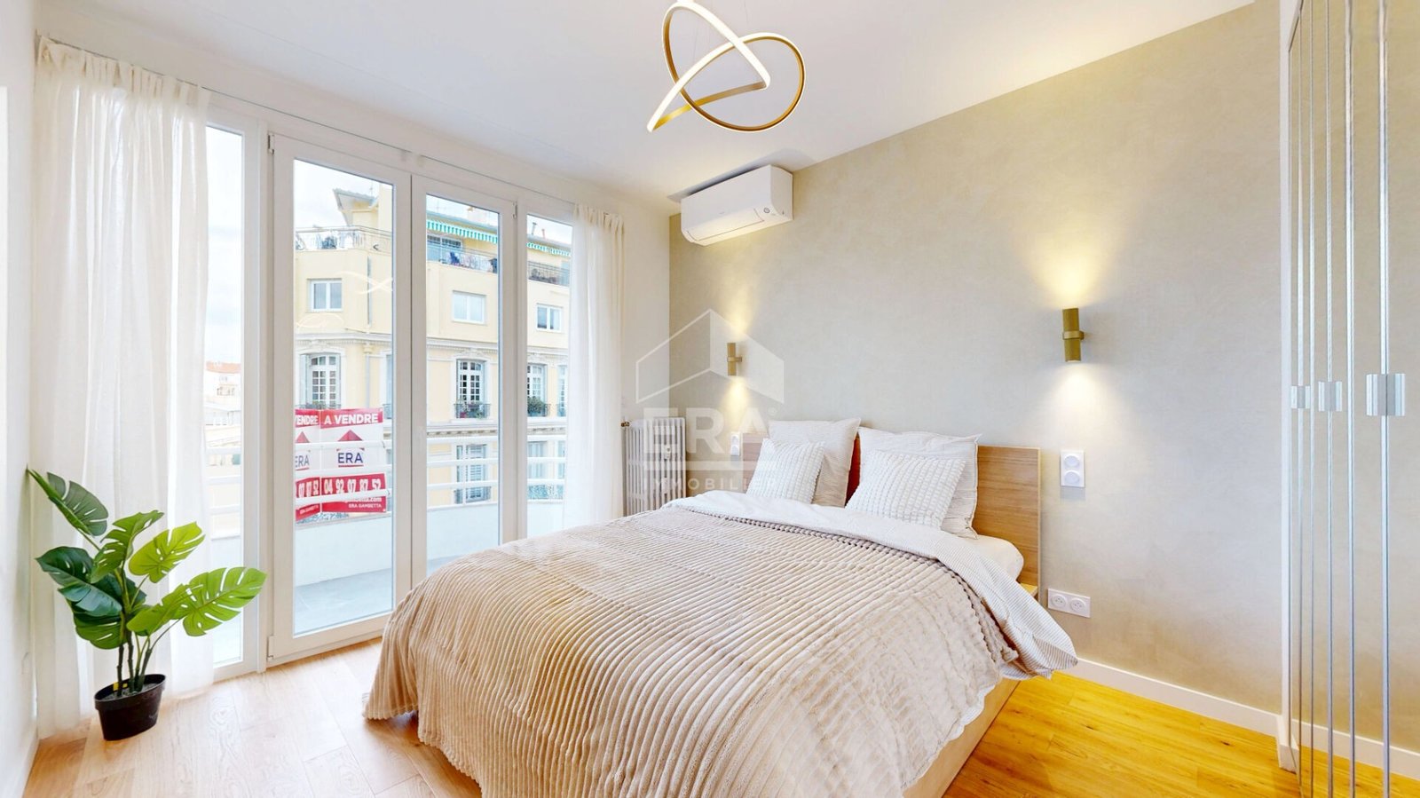 Property photo in Musicians Quarter