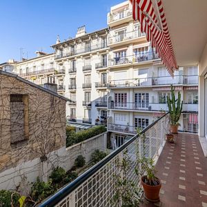 Property in Musicians Quarter