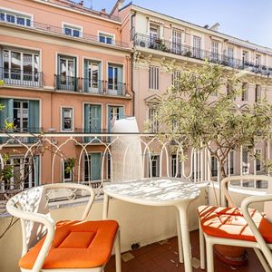 Property in Musicians Quarter