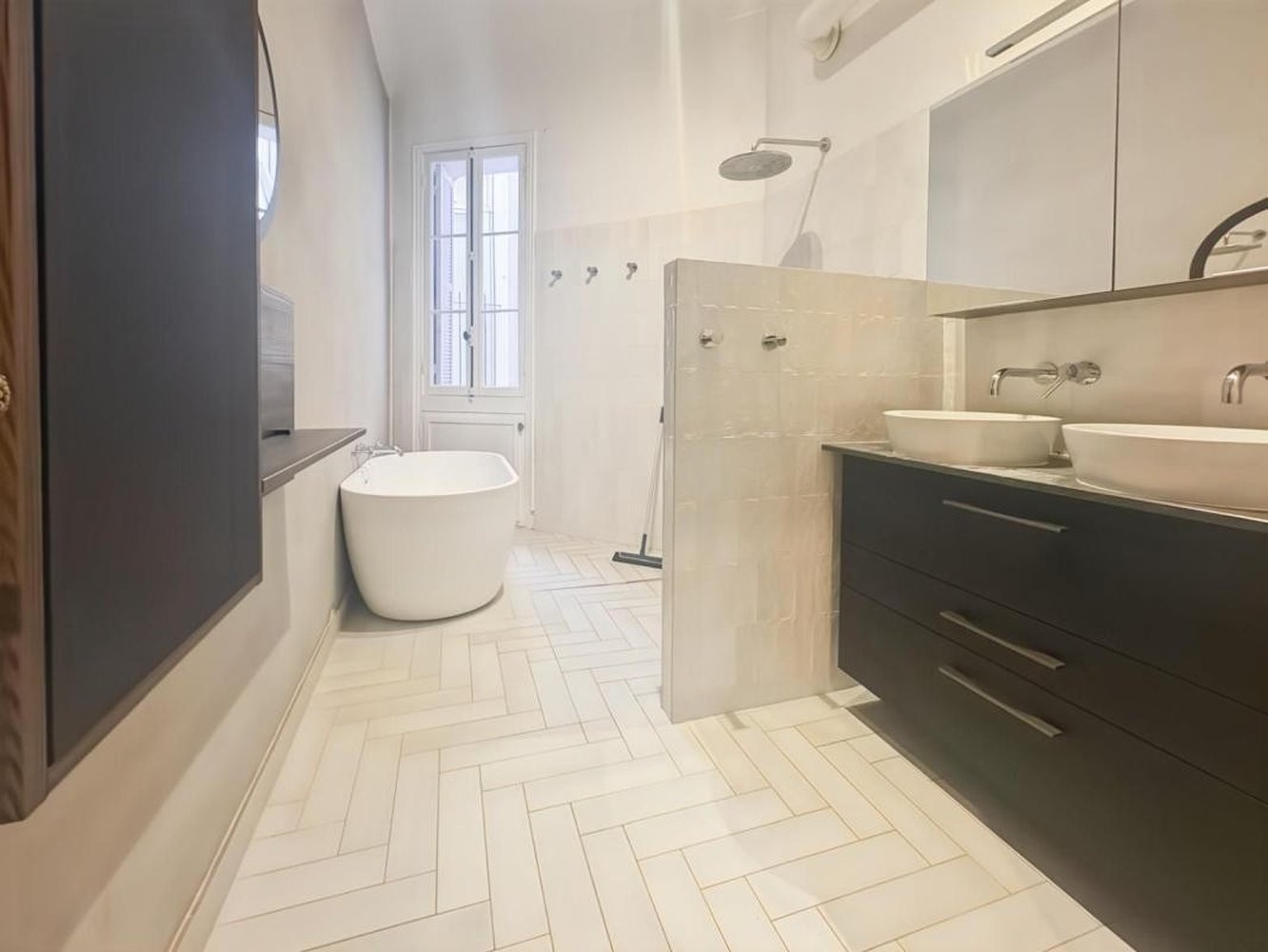 Property photo in Musicians Quarter