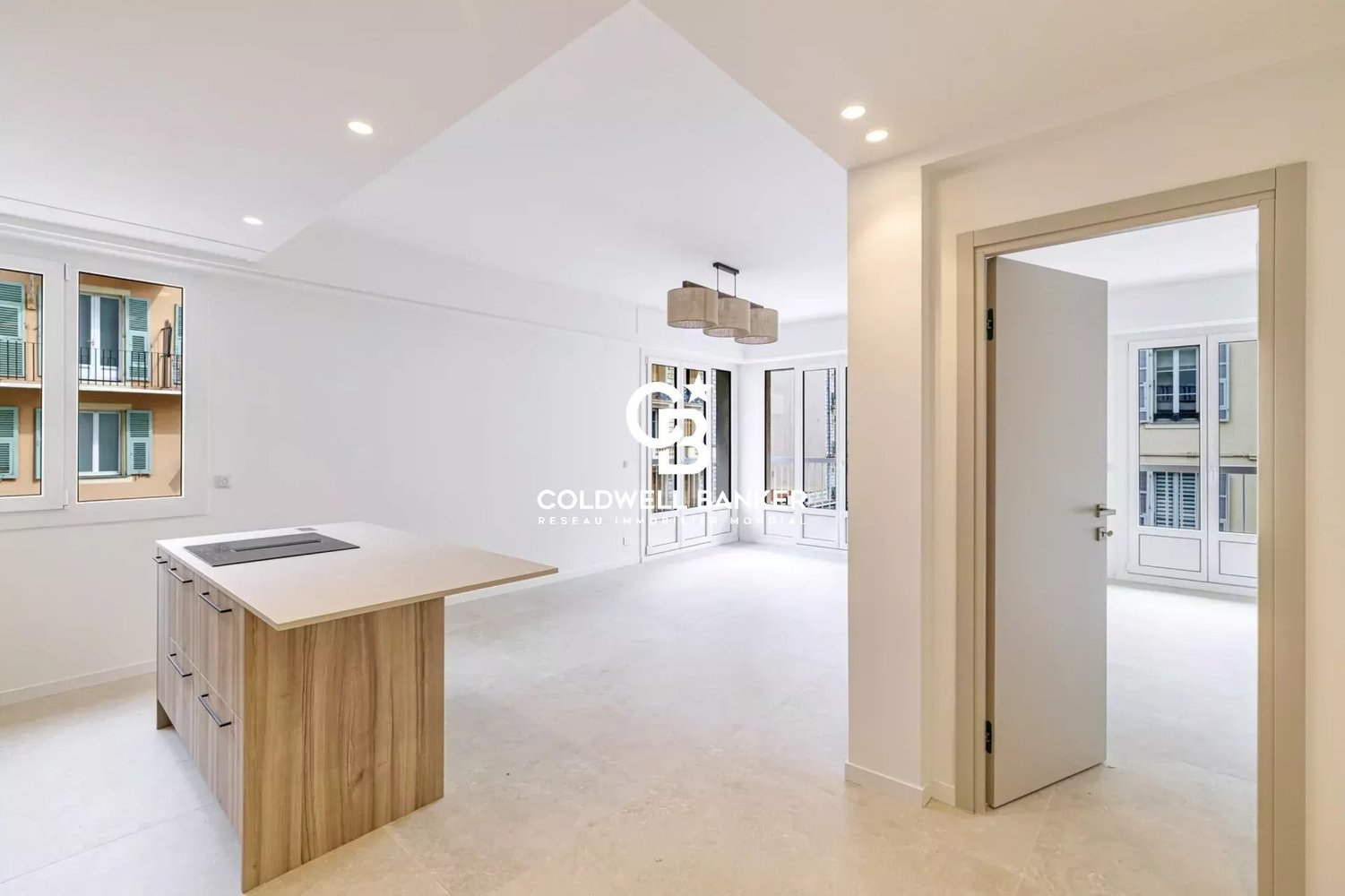 Property photo in Port