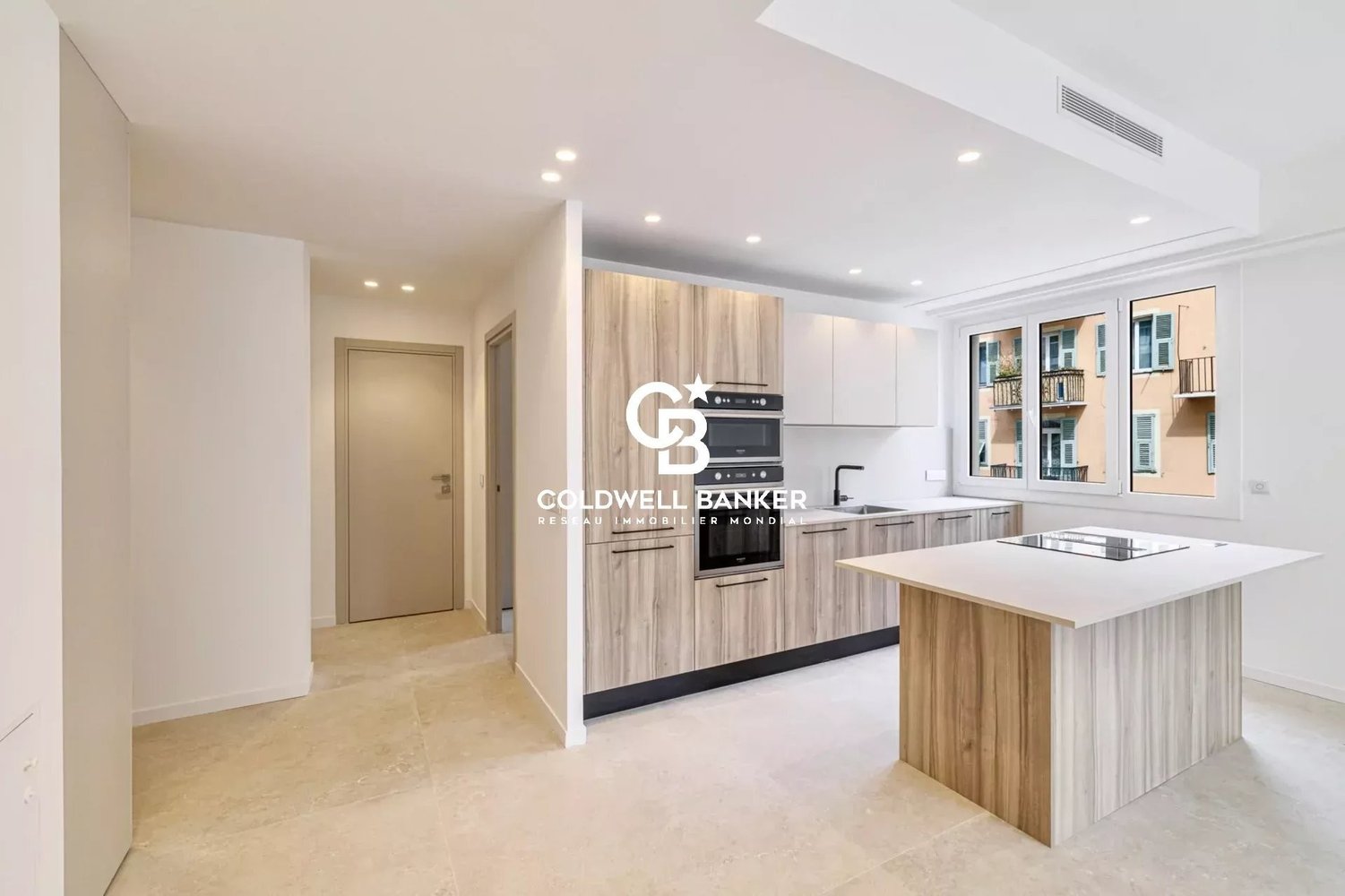 Property photo in Port