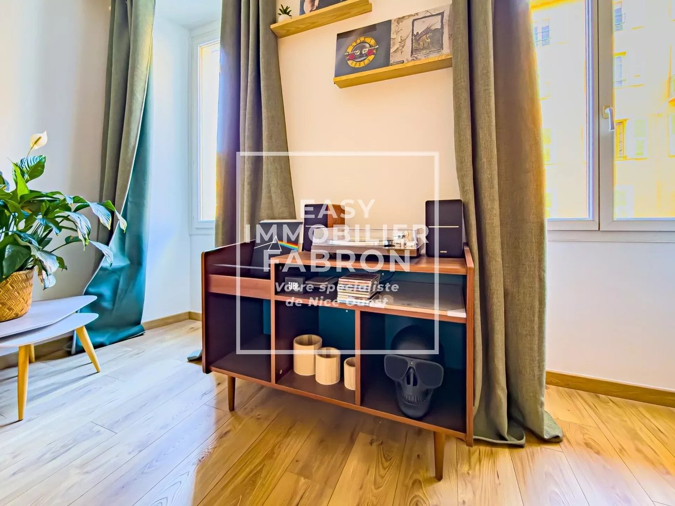 Property photo in Port